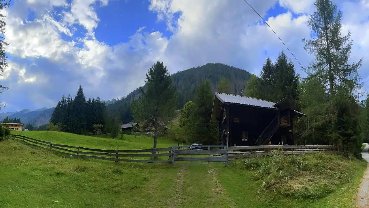 Hut for 4 people with balcony in Kreuzeck group, Reißeck