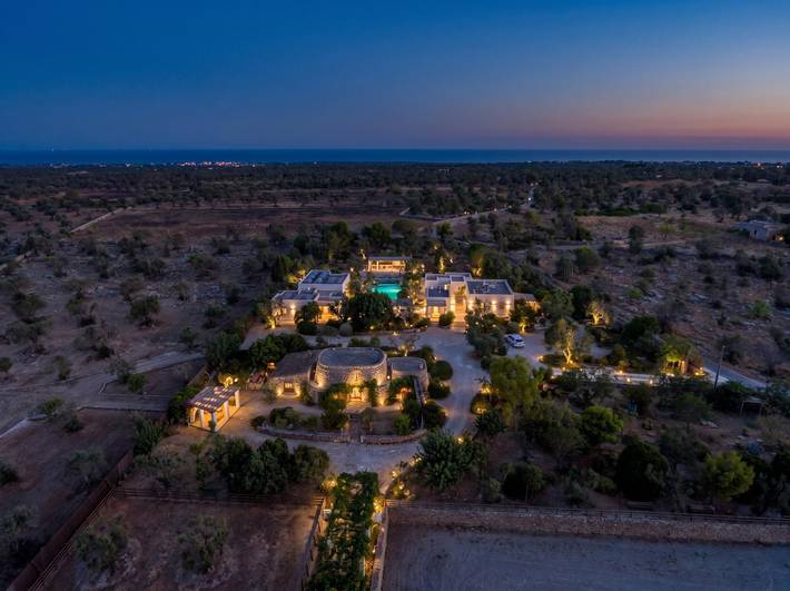 Casa vacanza per 28 persone, con Balcone/Terrazza a Racale