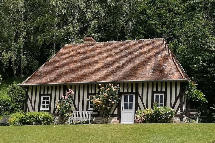 Gîte pour 6 personnes, avec terrasse et jardin dans Valorbiquet