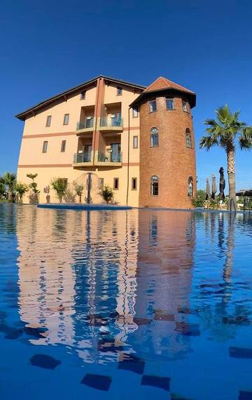 Hôtel pour 2 personnes, avec jardin et piscine dans Lezhë