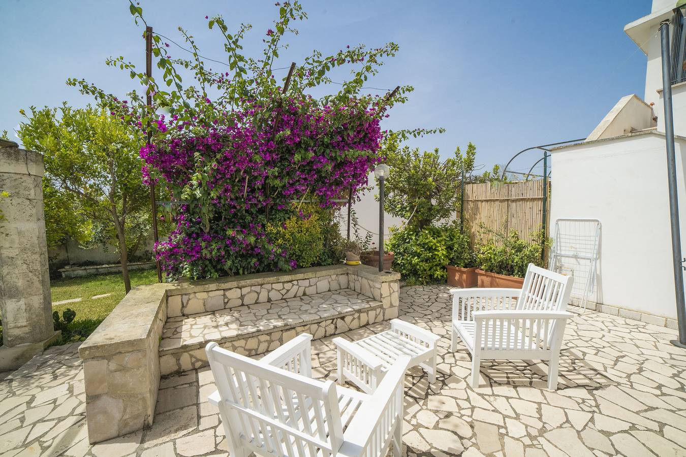 Villa Lisa with huge Pool and Garden in Lecce Province