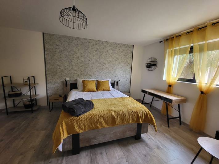 Chambre d’hôte pour 2 personnes, avec jardin et piscine dans l' Aude - 4