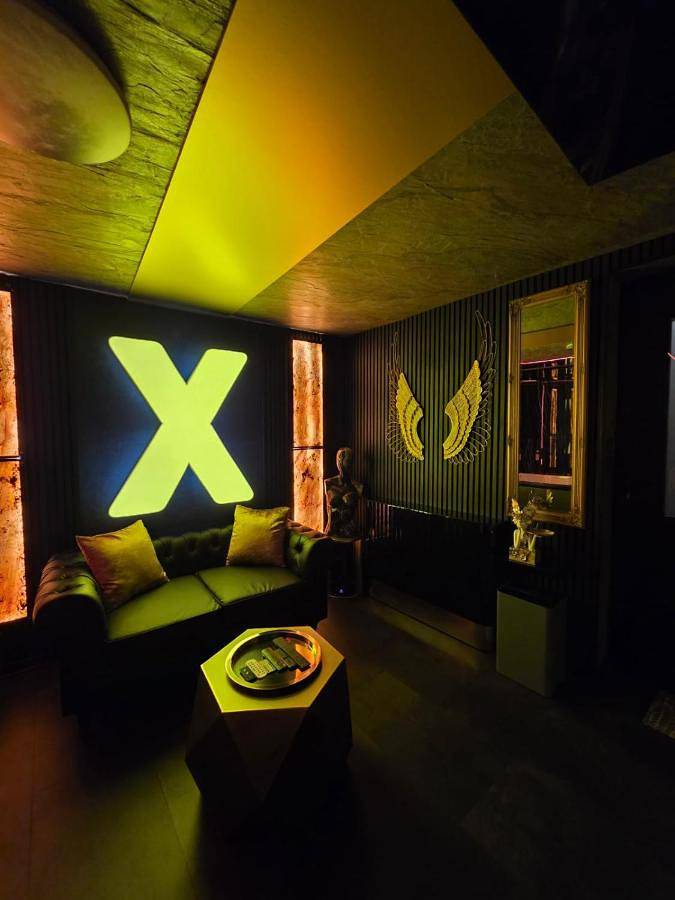 Location de vacances pour 2 personnes, avec jardin ainsi que terrasse et jacuzzi à Saint-Amand-les-Eaux - 3