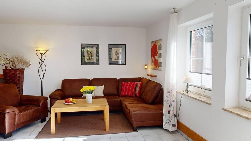 Ferienwohnung für 5 Personen, mit Terrasse und Garten in Wenkendorf - 2