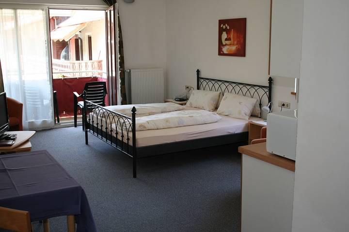 Hotel para 1 persona con jardín in Bad Griesbach im Rottal, Bayerische Golf und Thermenland