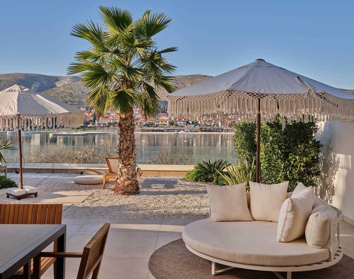 Villa pour 10 personnes, avec piscine et jacuzzi ainsi que sauna et terrasse à Trogir - 4