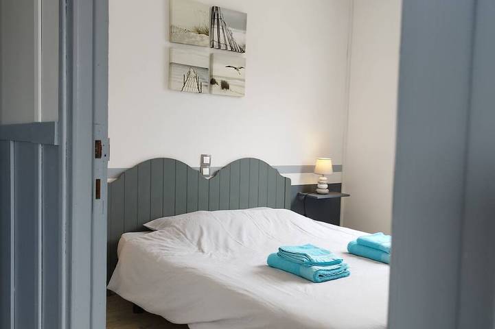 Location de vacances pour 6 personnes, avec jardin et balcon à Port l'Épine - 2