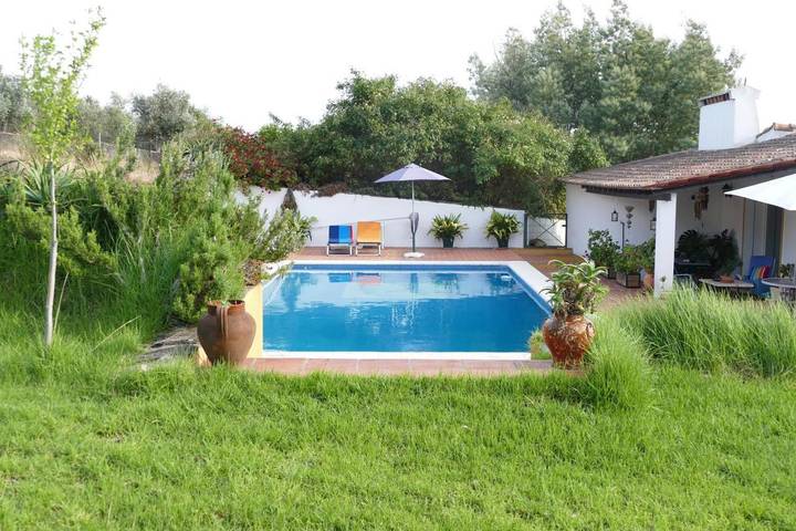 Casa de férias para 3 pessoas, com Varanda e Terraço e ainda Jardim and Piscina em Vila Viçosa