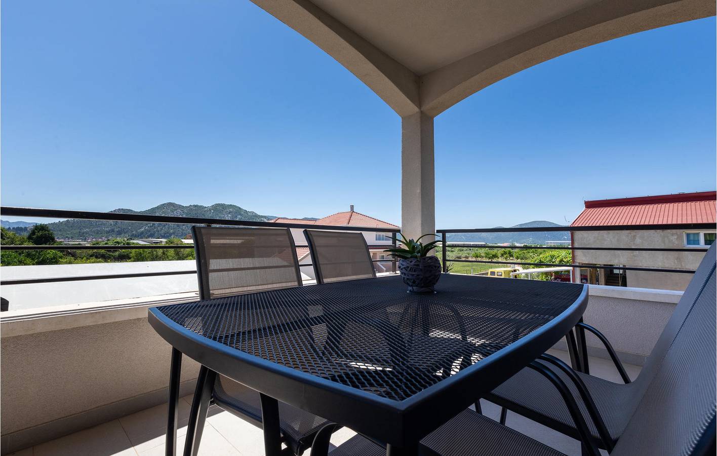 Ganze Ferienwohnung, Gemütliche 1-Zimmer-Wohnung in der Nähe von Opuzen mit WLAN und Terrasse in Dubrovnik-Neretva