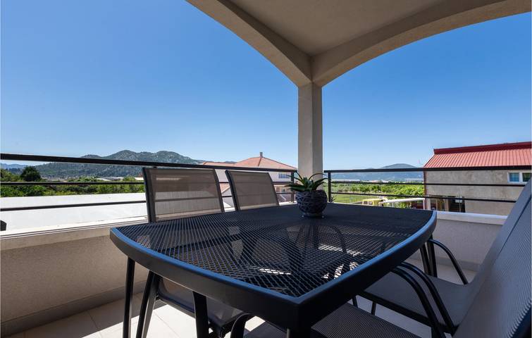Ganze Ferienwohnung, Gemütliche 1-Zimmer-Wohnung in der Nähe von Opuzen mit WLAN und Terrasse in Dubrovnik-Neretva