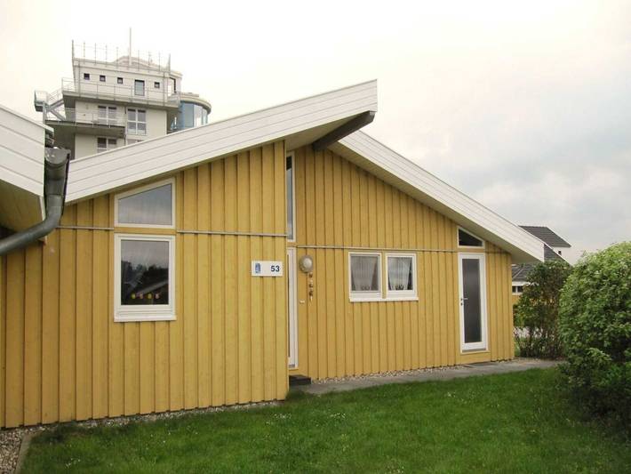 Ferienpark für 4 Personen, mit Sauna und Terrasse sowie Garten und Whirlpool, mit Haustier in Mecklenburgische Seenplatte - 3