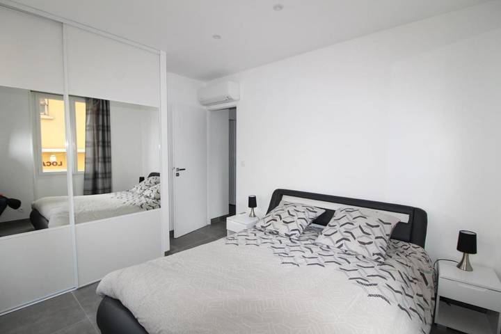 Gîte pour 4 personnes, avec vue dans Port de Sanary sur Mer - 2