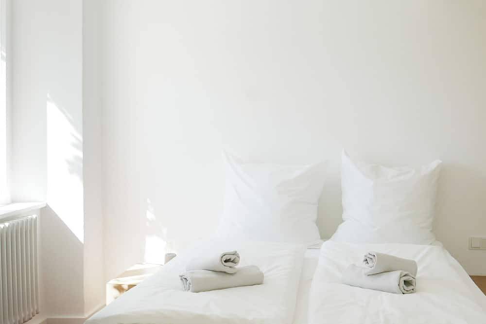 Ganze Wohnung, Ferienwohnung Markus, 27qm, 1 Schlafzimmer, 1 Wohn-/Schlafzimmer, max. 2 Personen in Reichenau, Untersee