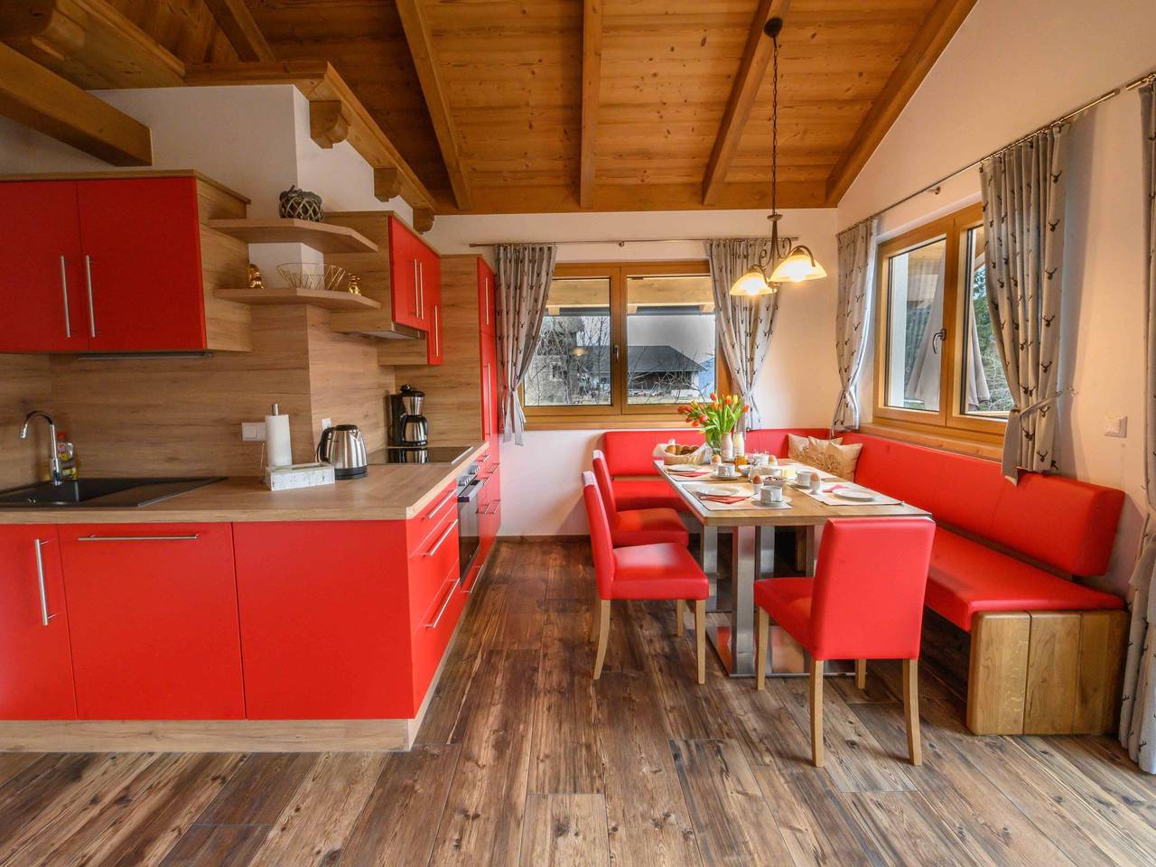 Chalet Waldhof mit Panoramasauna in Flattach, Bezirk Spittal an der Drau