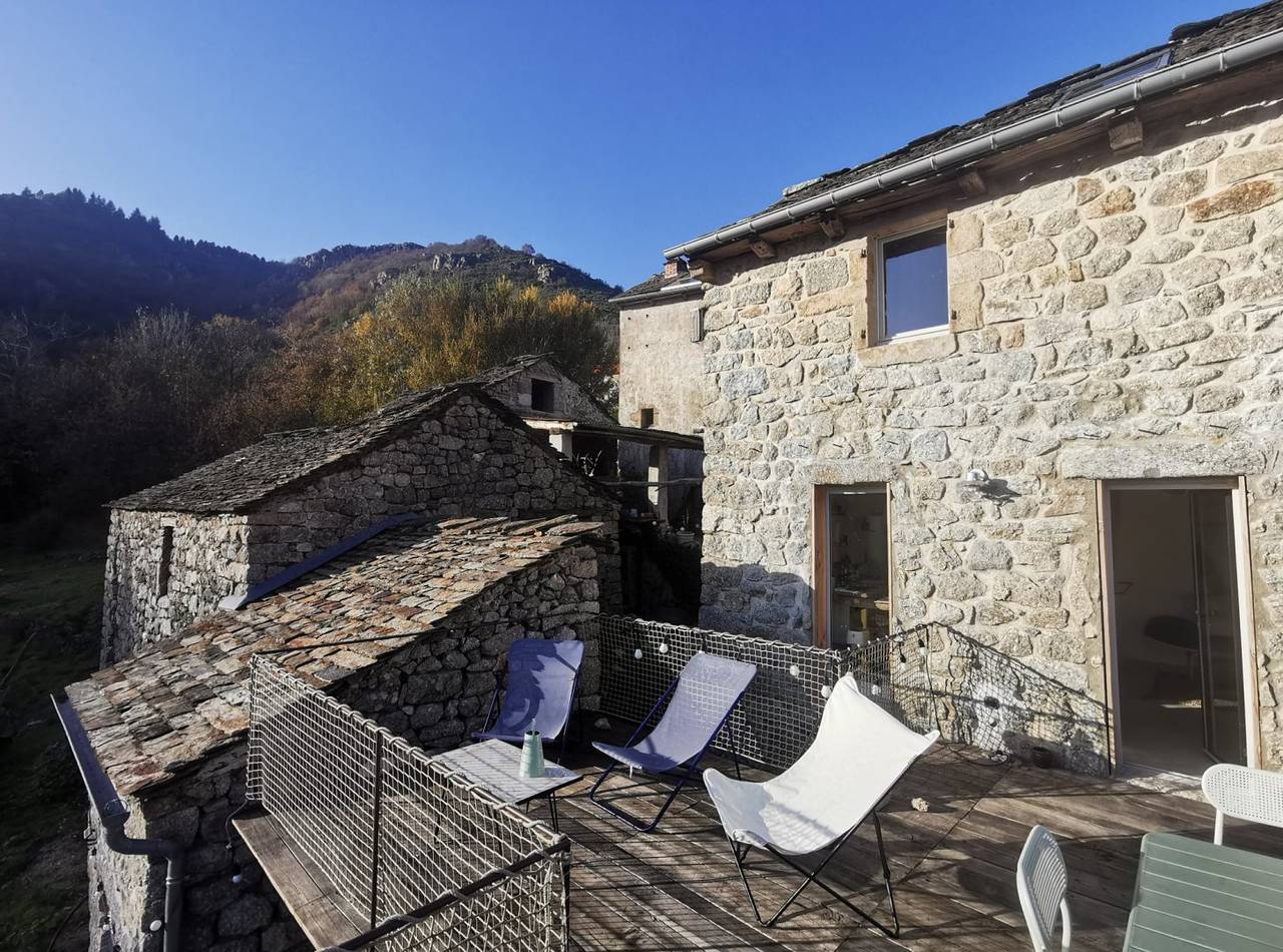 Vue imprenable. Vallée de la Borne in Pied-de-Borne, Parc national des Cévennes
