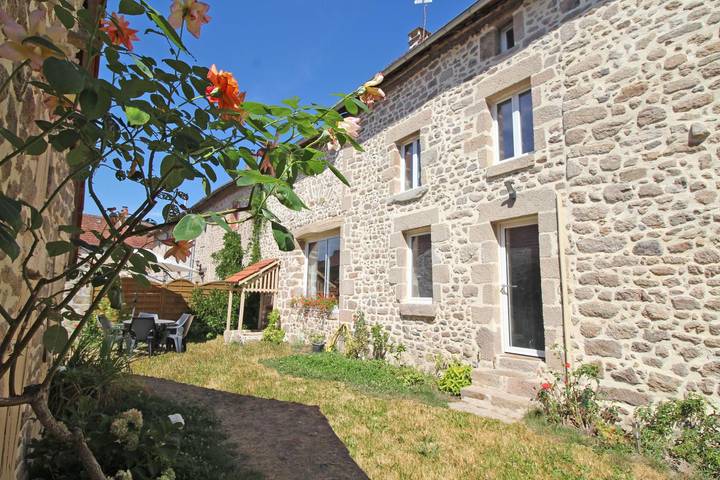Gîte pour 4 personnes, avec Jardin