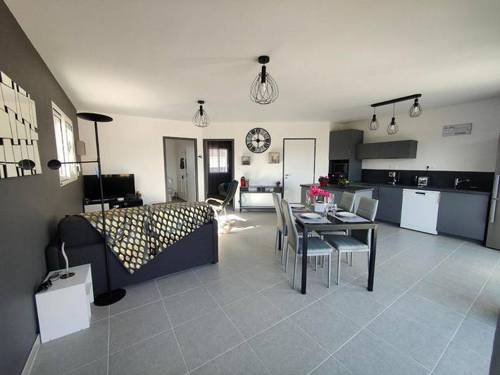Location de vacances pour 6 personnes, avec Terrasse et Jardin à Saint-Romain-sur-Cher