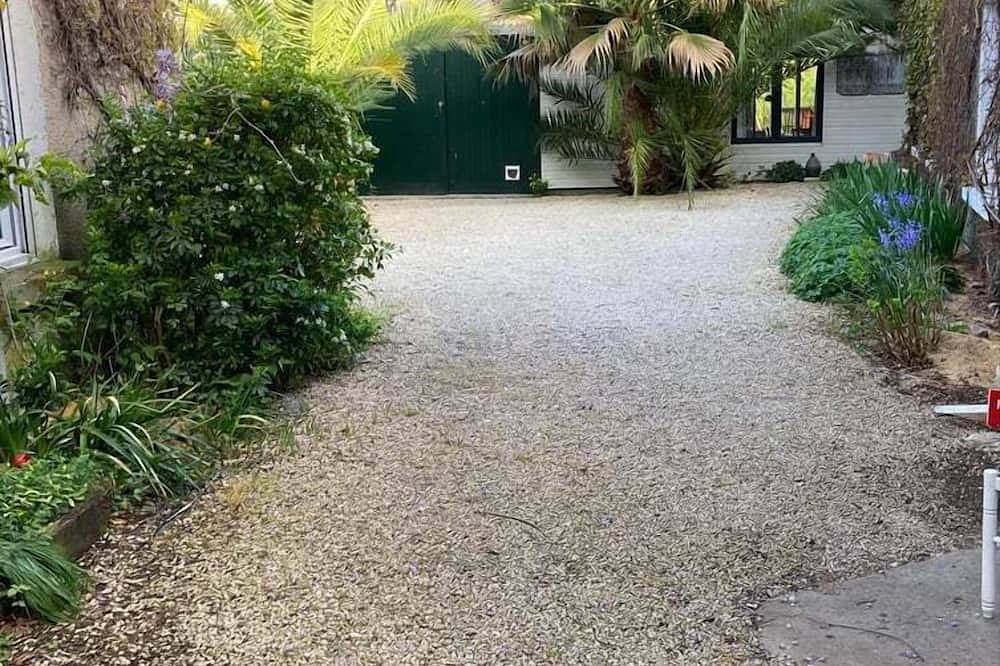 Entire apartment, La berge du Clain - Joli appartement à Poitiers in Poitiers, Vienne