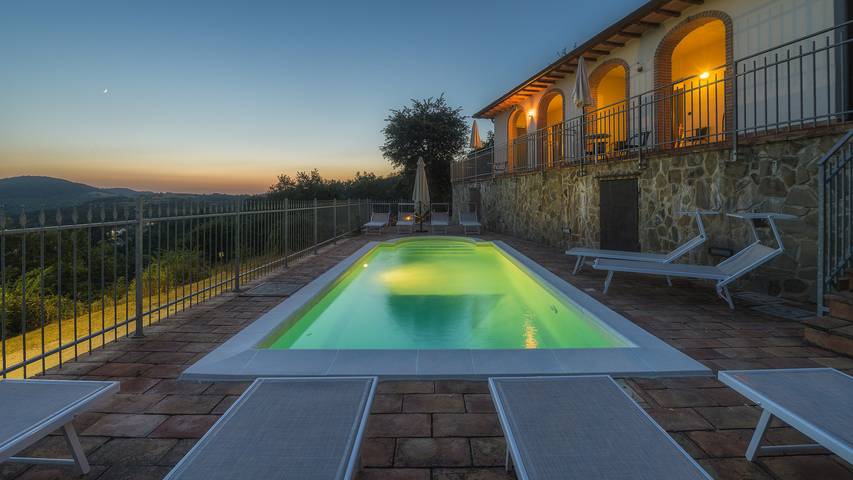 Ferienhaus für 10 Personen, mit Terrasse und Garten in Lisciano Niccone