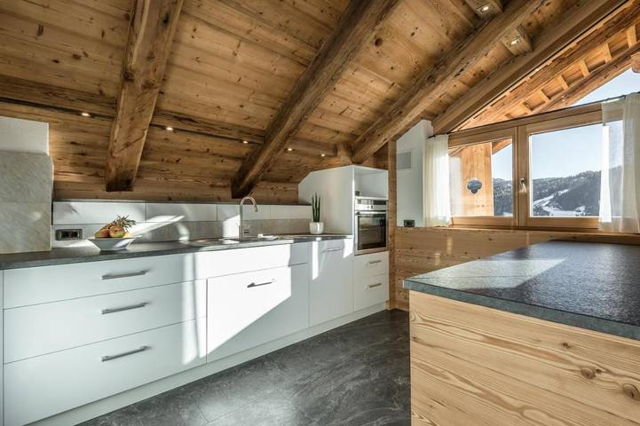 Hütte für 3 Personen, mit Balkon und Terrasse sowie Garten und Ausblick in Alta Badia - 3