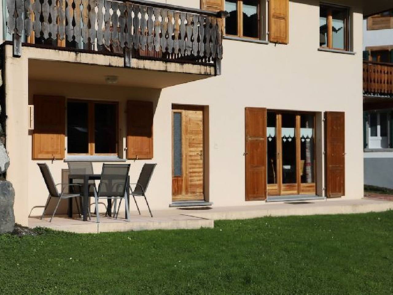 Ganze Wohnung, Ferienwohnung für 2 Personen mit Terrasse in Salvan, Martigny - Val de Bagnes & Umgebung