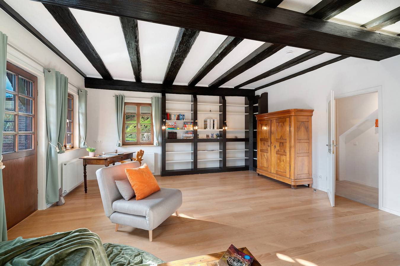 Ganze Wohnung, Ferienwohnung 'Höflehube' mit Bergblick, Balkon und Wi-Fi in Oppenau, Mittlerer Schwarzwald