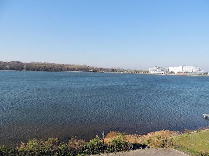 Ferienwohnung für 4 Personen, mit Balkon und Seeblick in Heiligenhafen - 2