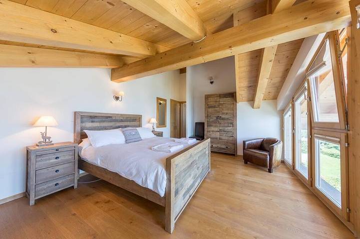 Ferienhaus für 12 Personen, mit Terrasse und Whirlpool in der Schweiz - 2