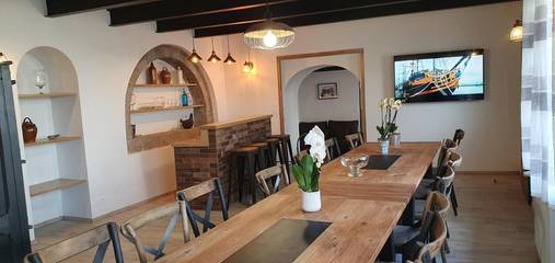 Gîte pour 15 personnes, avec jardin, adapté aux familles à Gouézec