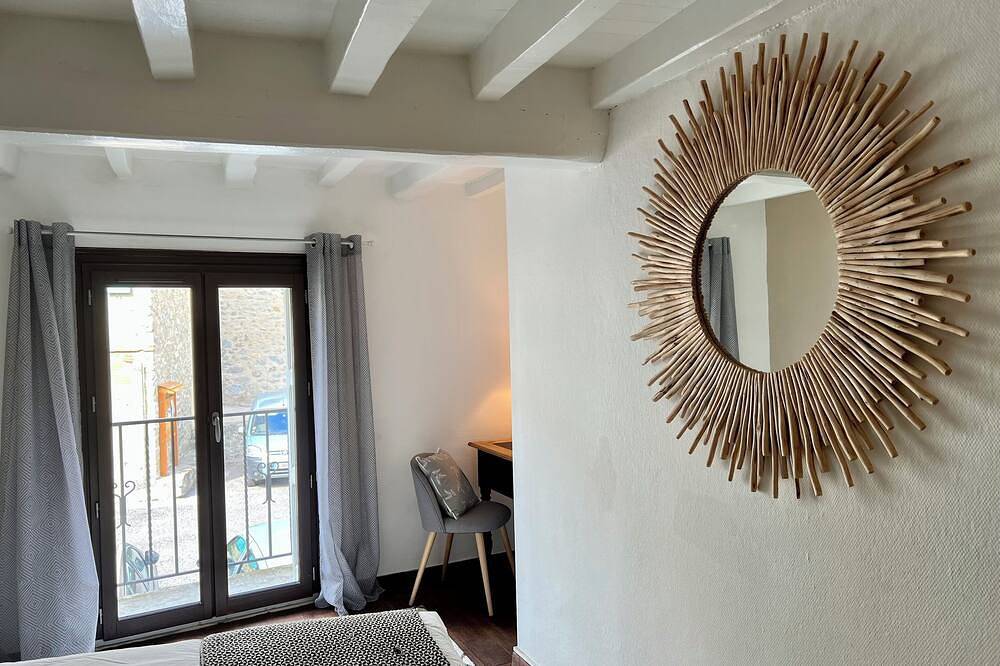 Charming village house in Conflent in Marquixanes, Región de Prades (Francia)