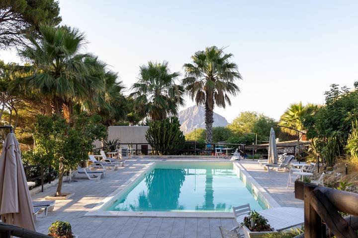 Ferienhaus für 17 Personen, mit Pool