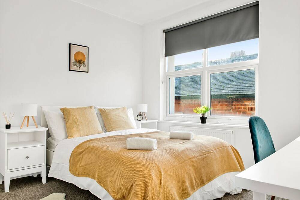 Entire apartment, Spacious City Centre Apartment Near Motorpoint Arena, sleeps 6 in Nottingham, East Midlands