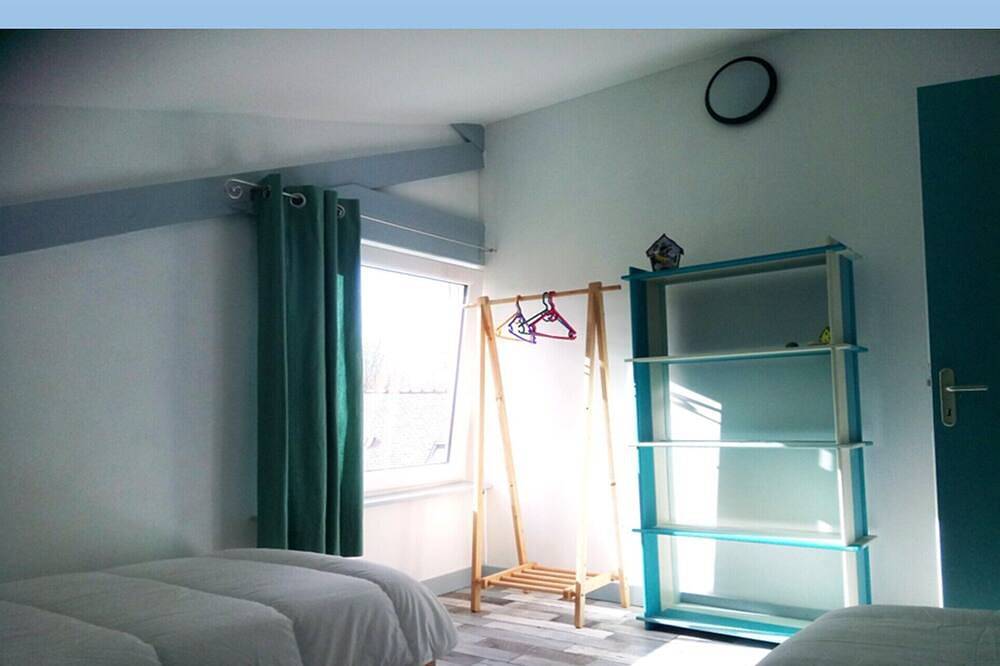 Entire apartment, Pink Granite Coast. Gîte for 4/5 people 10 minutes from the beach! in Trélévern, Pink Granite Coast