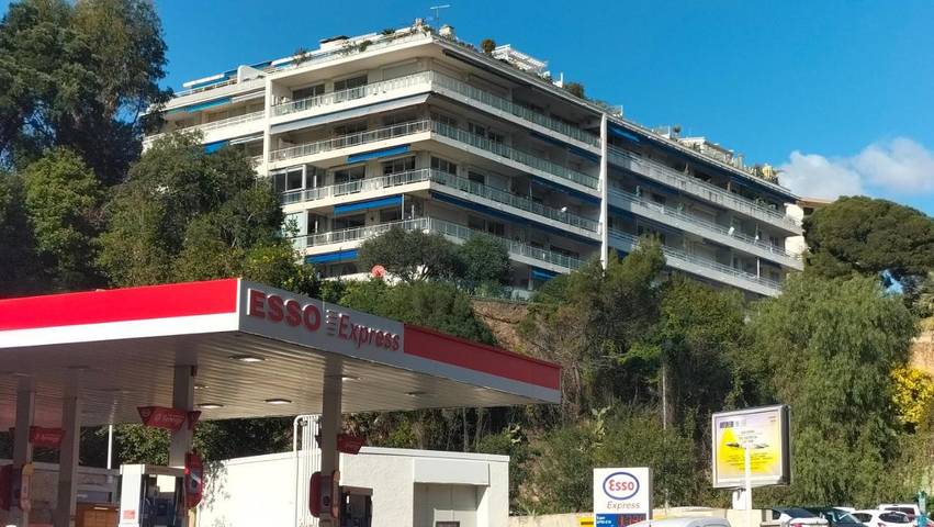 Gîte pour 2 personnes, avec terrasse et vue dans Chateau Et Parc Vallombrosa Cannes - 3