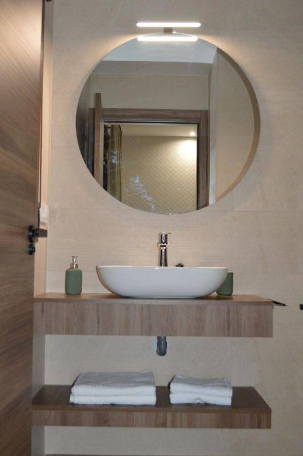 Chalet para 20 personas, con piscina además de jardín y vistas en Provincia de Cuenca - 2