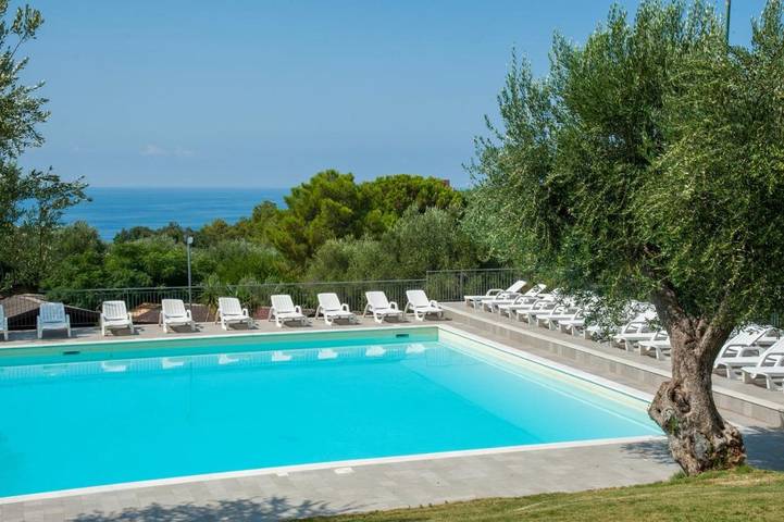 Ferienhaus für 3 Personen, mit Kinderpool und Pool sowie Garten in Marina di Camerota - 3