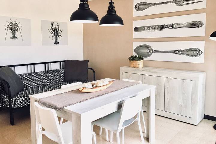 Location de vacances pour 4 personnes, avec Balcon ainsi que Jacuzzi et Jardin à San Cataldo