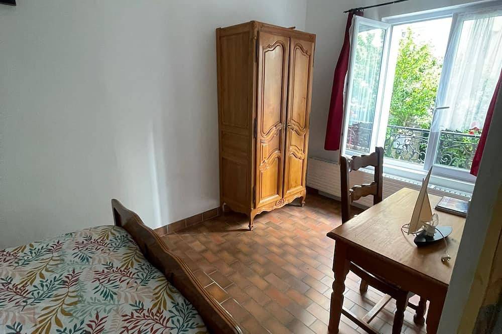 Cosy Villa 2 min Rer B- located between Paris and Challes De Gaules Airport  in Aulnay-sous-Bois, Sena-Saint Denis