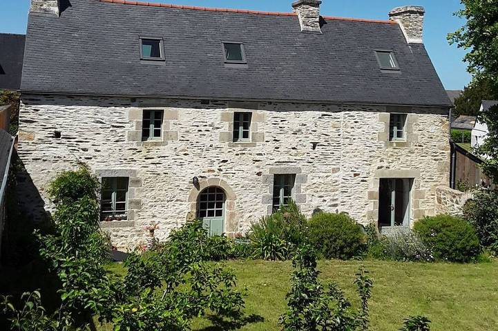 Ferienhaus für 8 Personen, mit Terrasse und Garten