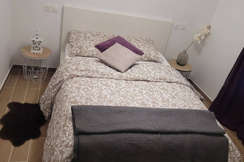 Appartement entier, Appartement à 15 mn en train de Paris et à 20 mn en voiture de L'aéroport Roissy in Groslay, Val-d'Oise