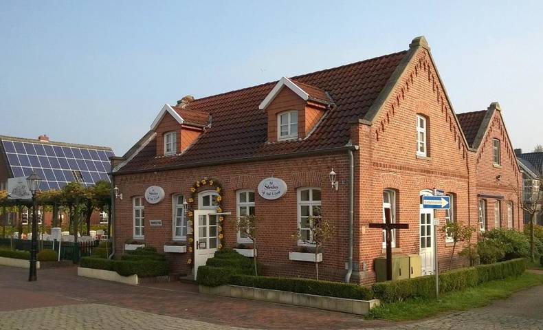 Hotel für 2 Personen, mit Terrasse und Garten sowie Ausblick in Papenburg - 2