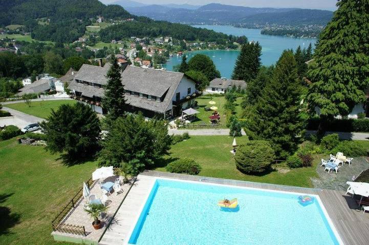 Hotel für 2 Personen, mit Balkon und Terrasse sowie Garten und Pool in Maria Wörth