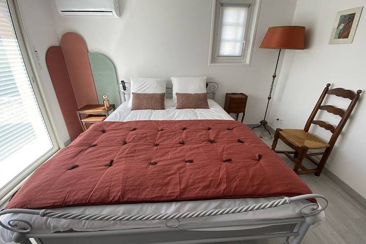 Location de vacances pour 10 personnes, avec terrasse à Mollégès - 2