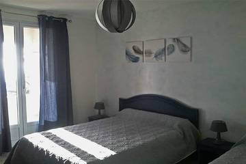 Villa pour 4 Personnes dans Roquebrune-sur-Argens, Région de Draguignan, Photo 2