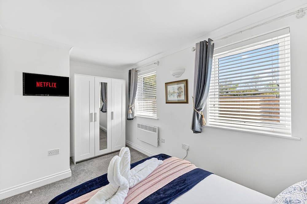 Boutique Bungalow • Close to City Centre • Driveway Parking • Garden • Fast Wifi • Yoko Property in Milton Keynes, Südostengland