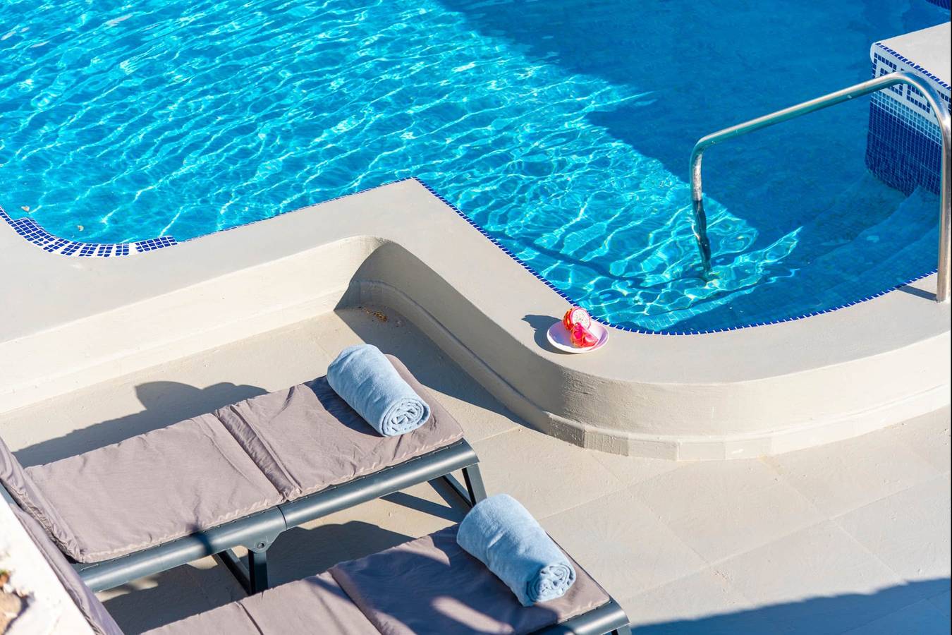 Villa familiar con piscina privada y vistas al mar in Tabaiba, El Rosario