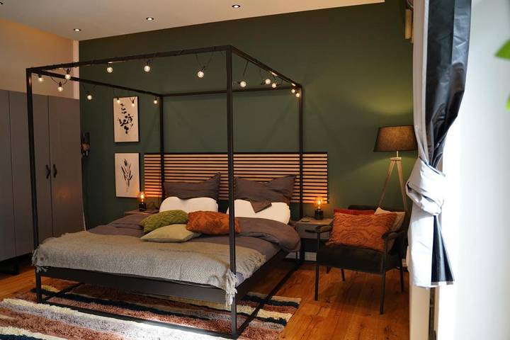 Ferienwohnung für 2 Personen, mit Balkon und Terrasse sowie Garten und Ausblick in Zwickau - 2