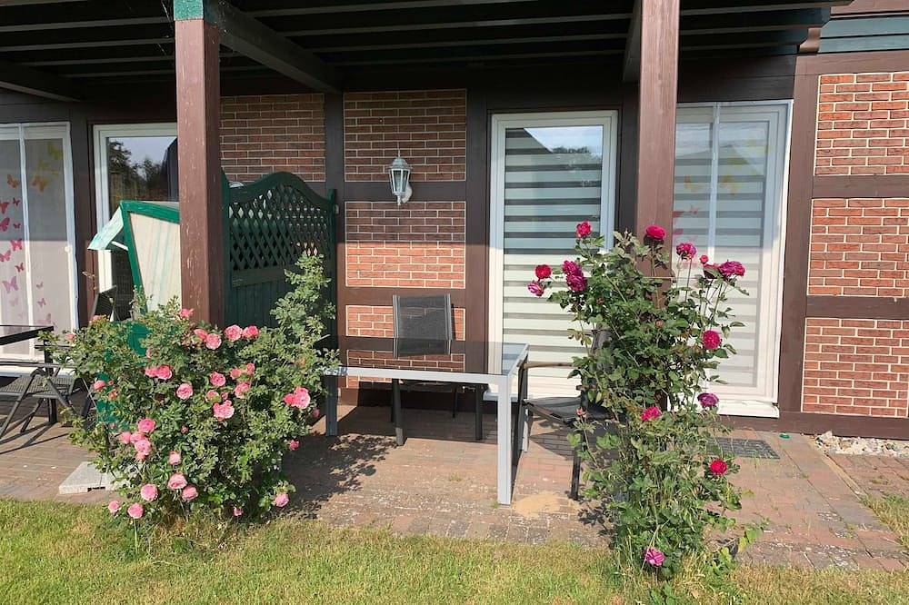 Ganze Wohnung, Haus Sophie Ferienwhg. 2 - Vineta Ferienwohnungen Gbr in Mölschow, Usedomer Norden