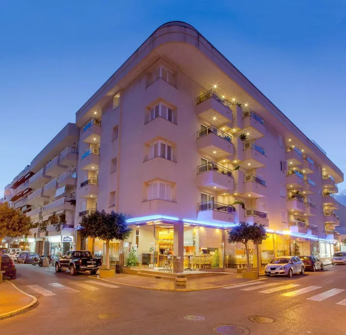 Apartmenthotel für 10 Personen, mit Terrasse - 1