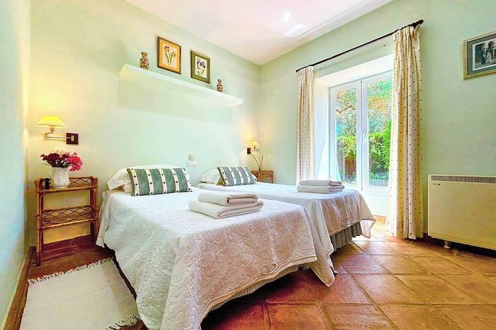 La Cancela - Luxury 2 Bed Villa & Pool Near Majestic Town Of Ronda in Ronda, Serranía de Ronda